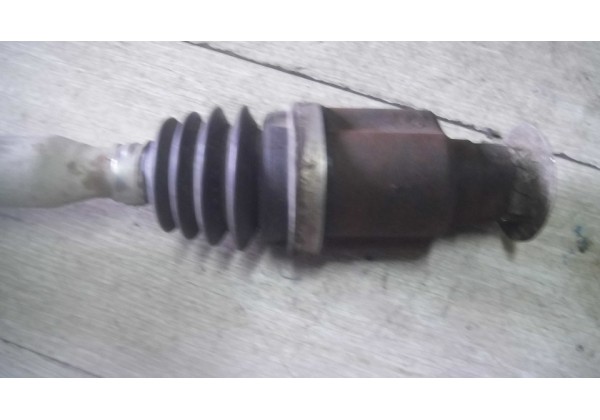 Полуось, приводний вал права Renault Logan, Sandero 2, 1.2 16V, 391000982R